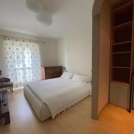 アパート Penshouse レッコ